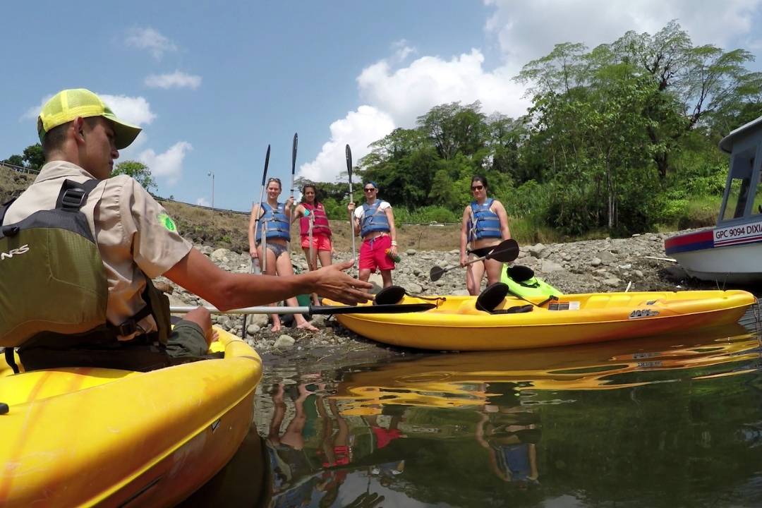 Lake Arenal Kayaking Tour with Canoa Aventura